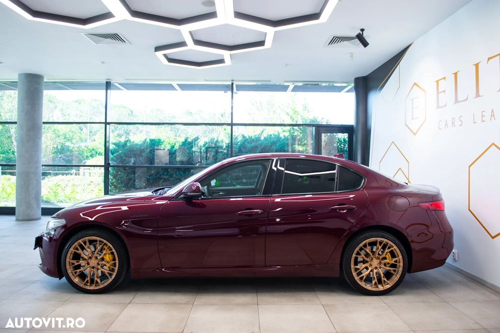 Alfa Romeo Giulia 2.0 Turbo AWD AT8 Veloce - 4