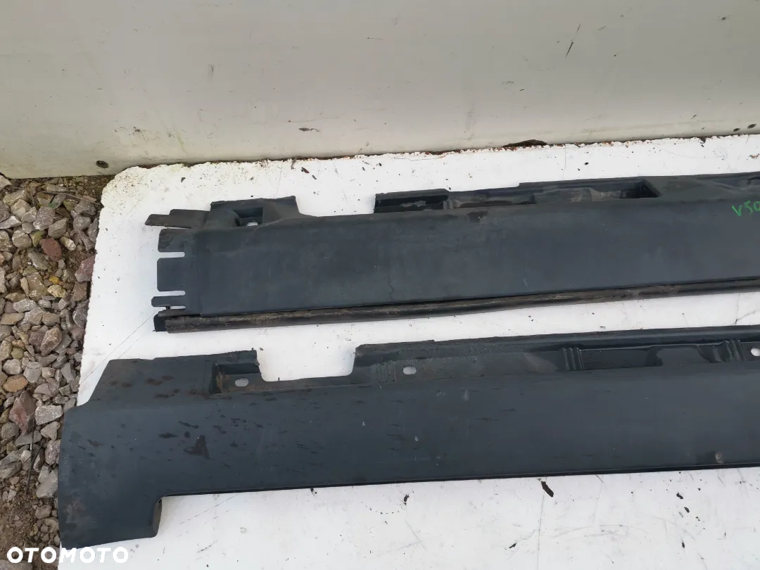 PRÓG LISTWA PROGOWA LEWA VOLVO V50 - 2