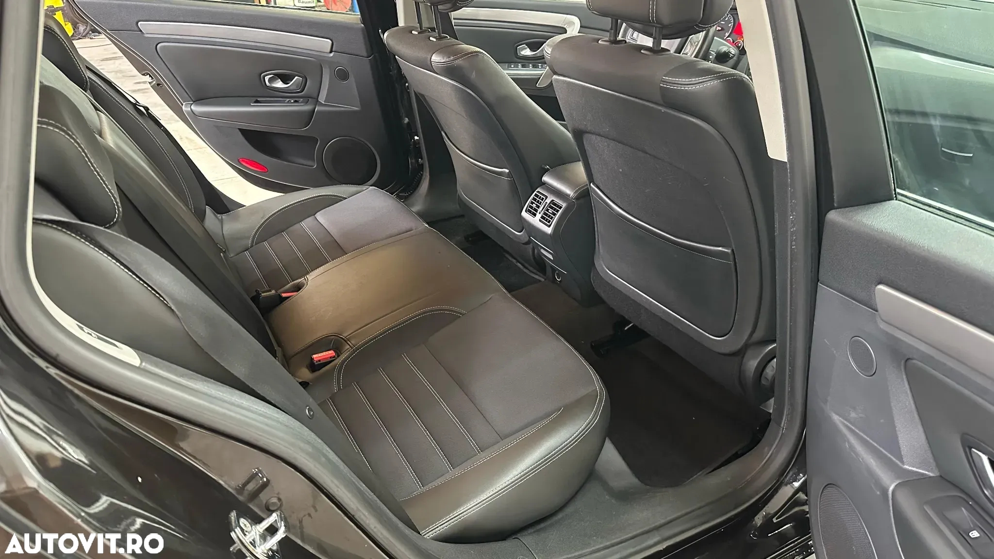 Renault Laguna GT 2.0dCi 4Control - 8