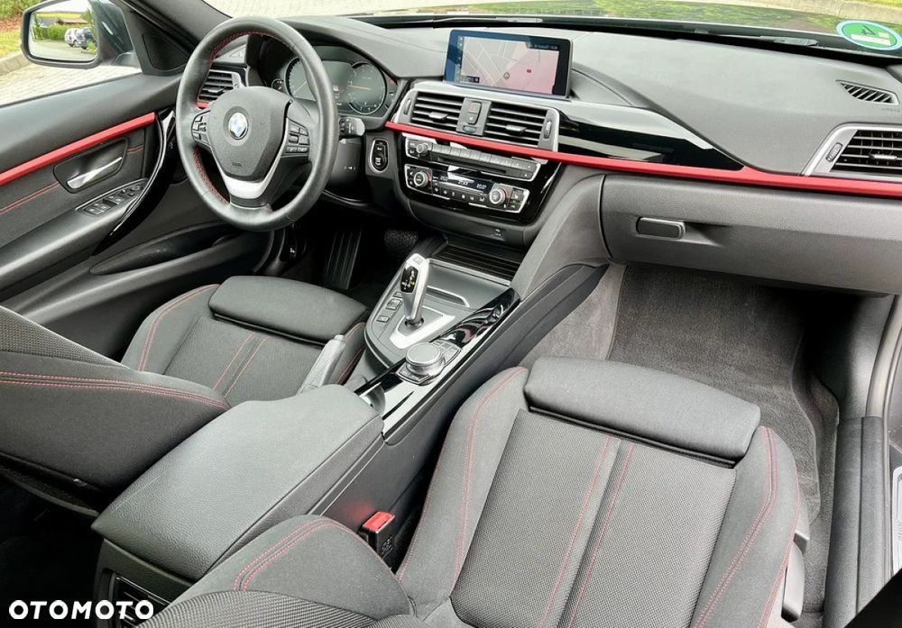 BMW Seria 3 320i Edition Luxury Line Purity - 29