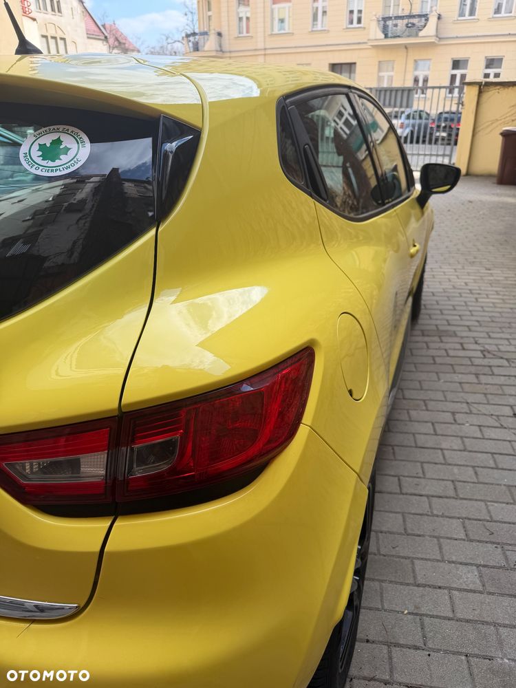 Renault Clio 1.2 16V 75 Collection - 11