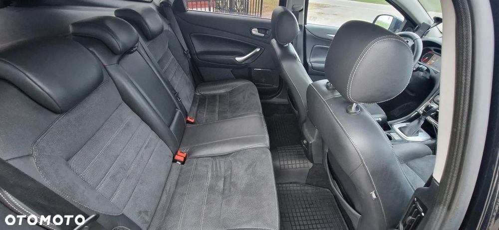 Ford Mondeo 2.0 TDCi Titanium S - 11