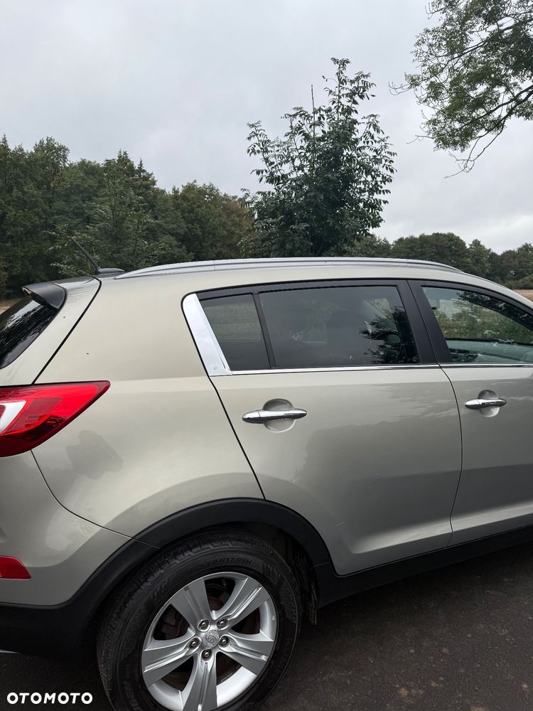 Kia Sportage 1.7 CRDI XL 2WD - 8