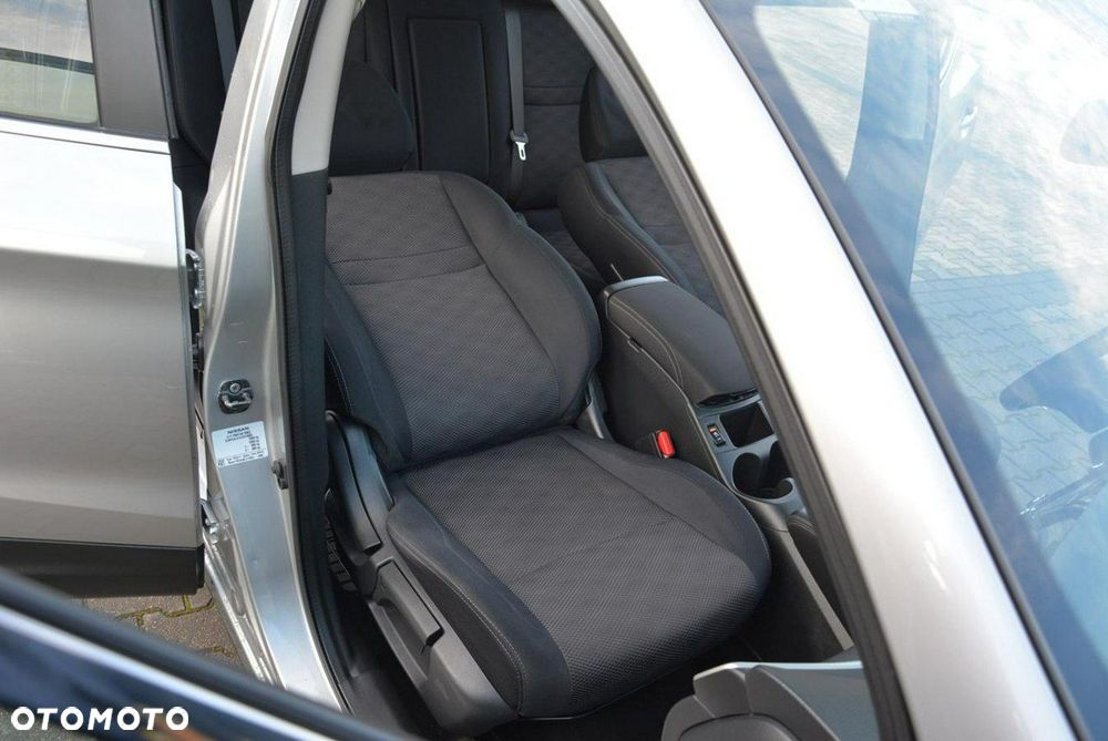 Nissan Qashqai 1.2 DIG-T Tekna Xtronic - 18