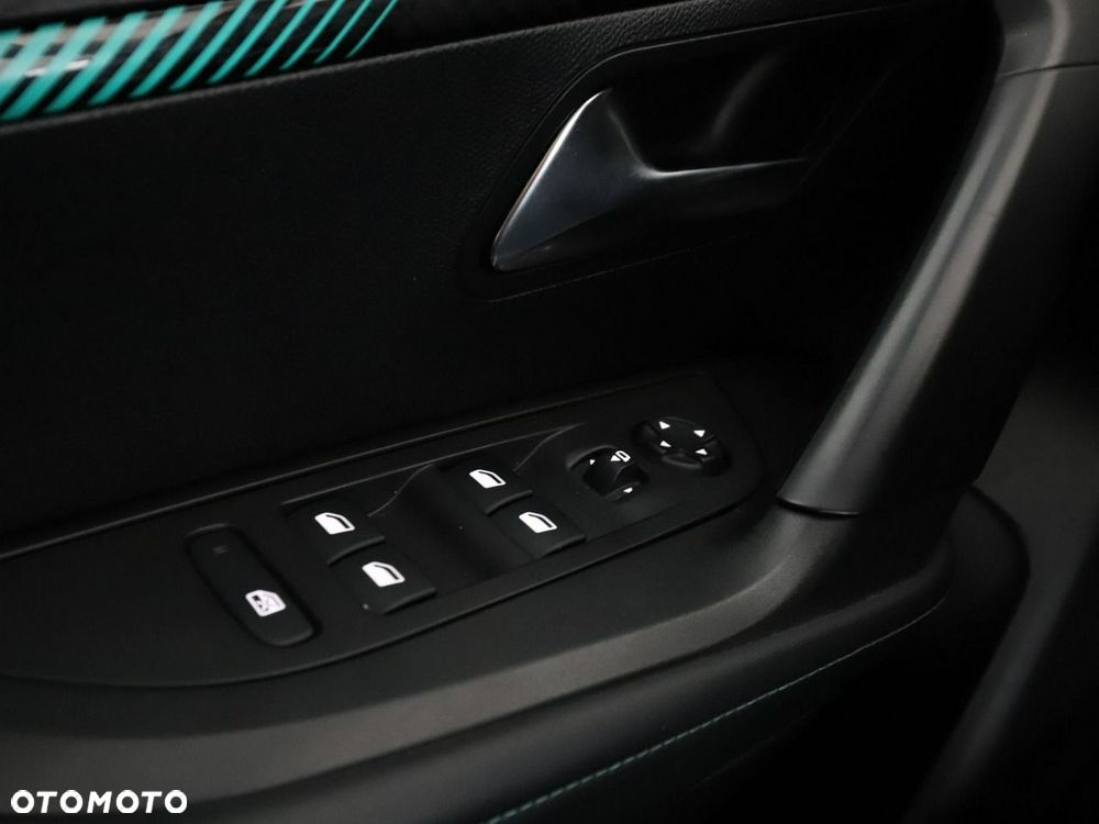 Peugeot 2008 PureTech 130 EAT8 Allure - 35