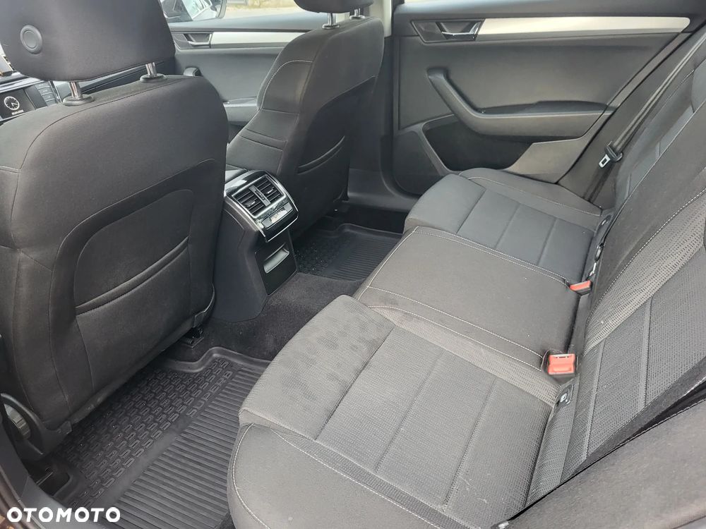 Skoda Superb 2.0 TDI 4x4 Ambition - 13