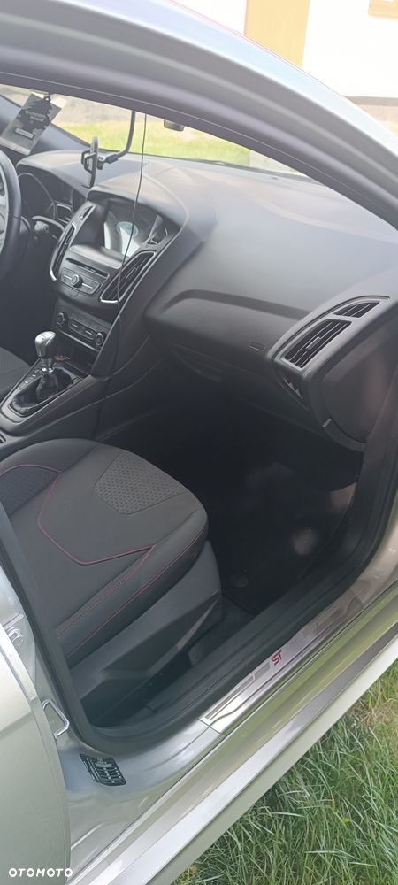 Ford Focus 1.0 EcoBoost ST-Line Black ASS - 7