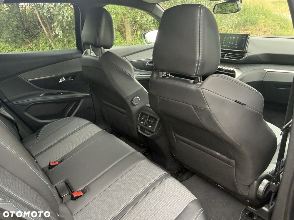 Peugeot 3008 1.2 PureTech Allure Pack S&S EAT8 - 12