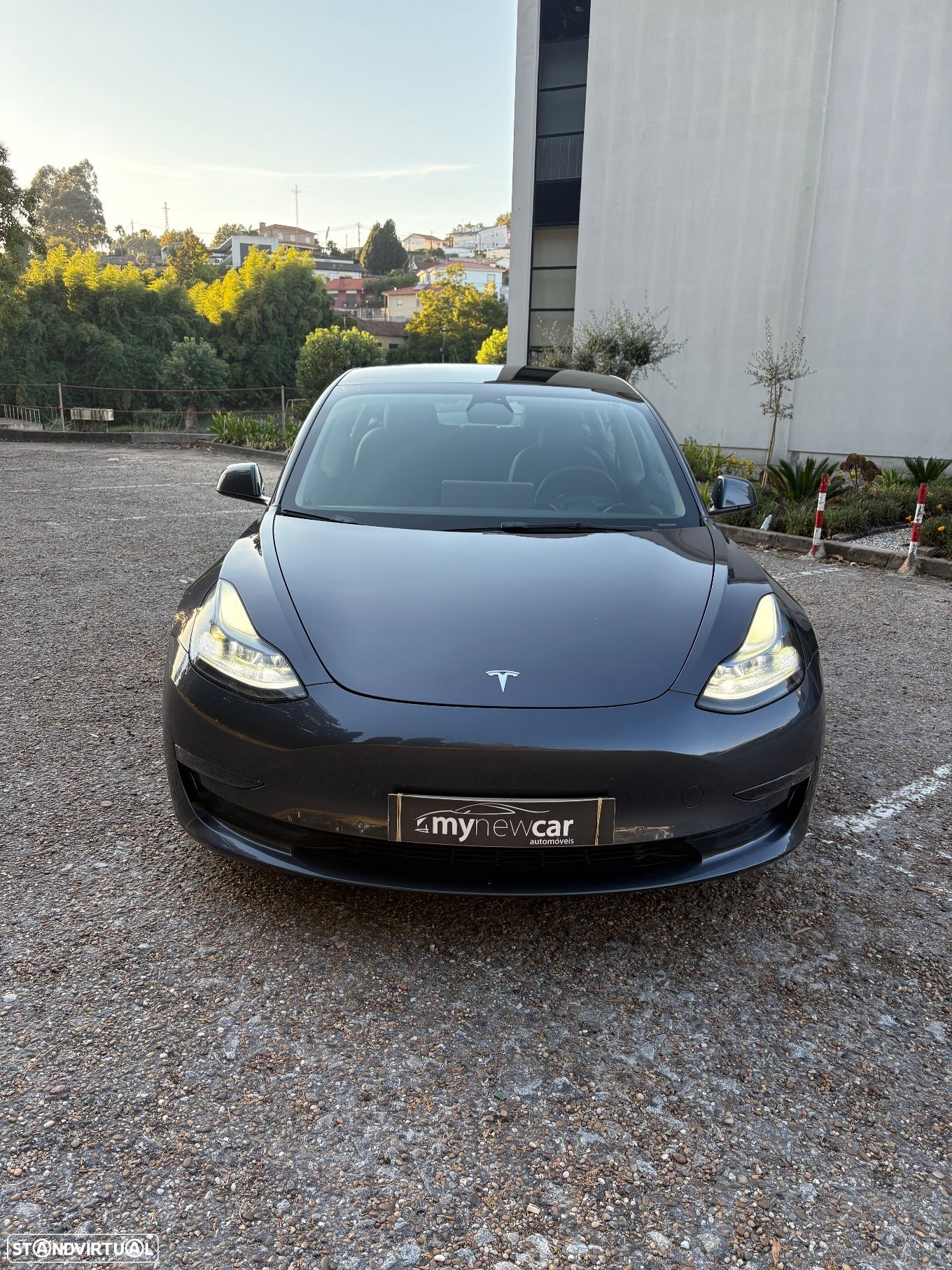 Tesla Model 3 Long Range AWD Dual Motor - 1