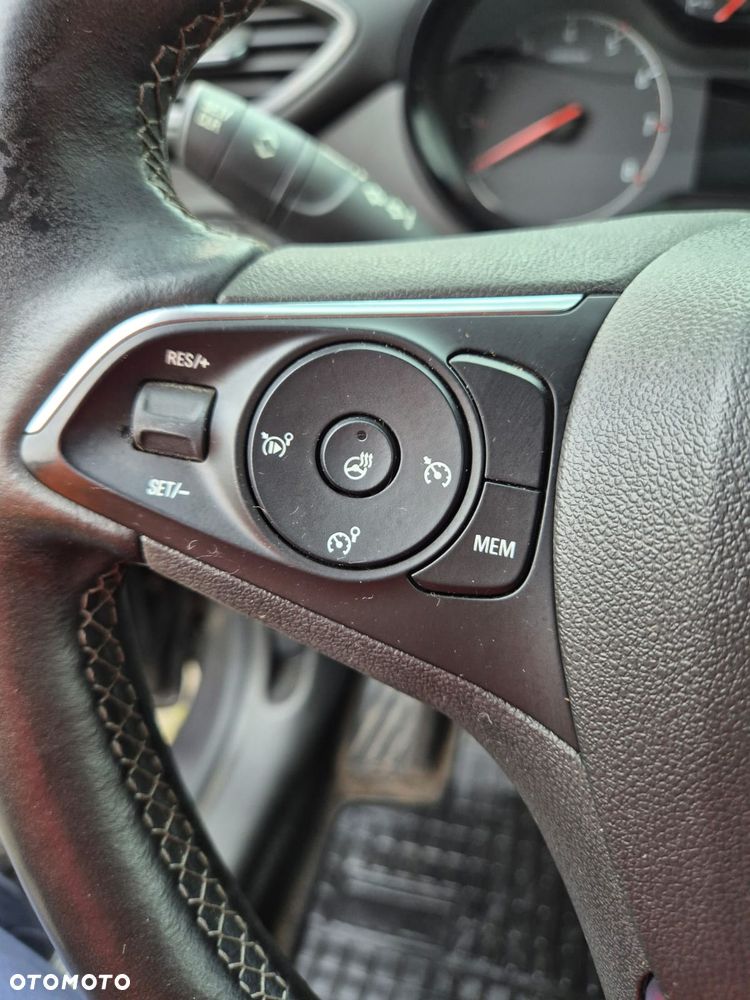 Opel Crossland X 1.2 T 120 Lat S&S - 27