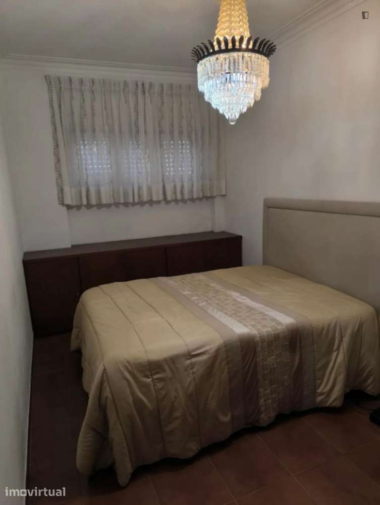 Quarto - localizado em Alvalade Lisbon - Grande imagem: 3/17
