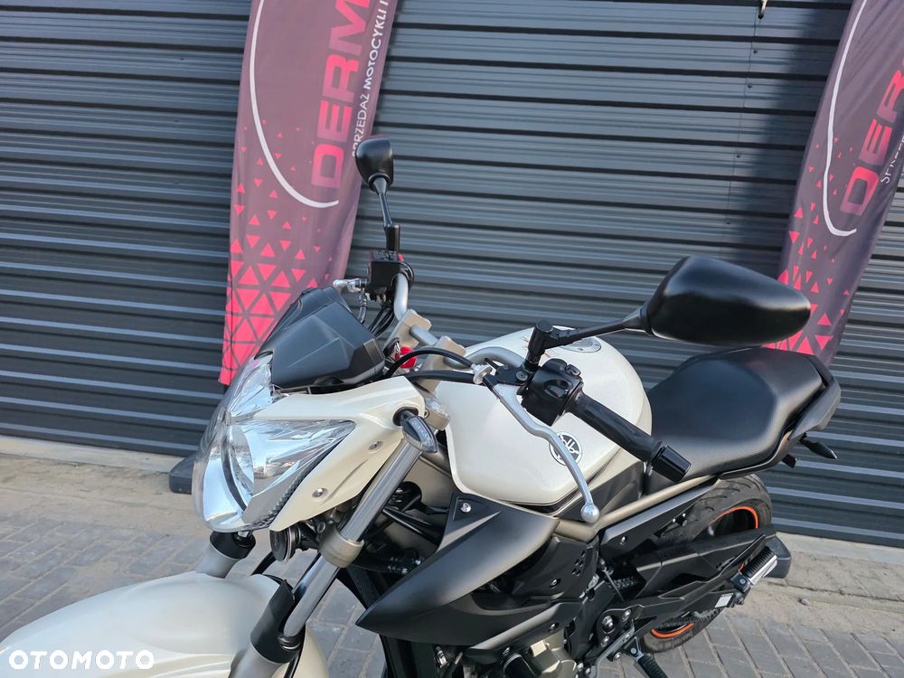 Yamaha XJ - 11