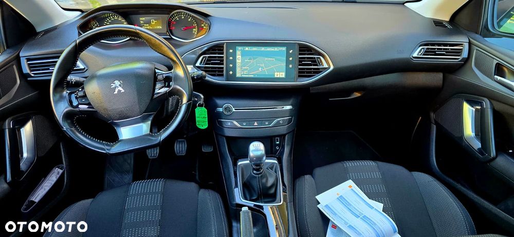Peugeot 308 BlueHDi FAP 120 Stop & Start Allure - 10