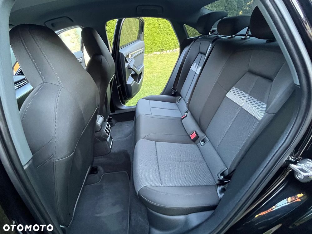 Audi A3 Limousine 35 TFSI Sport S tronic - 23