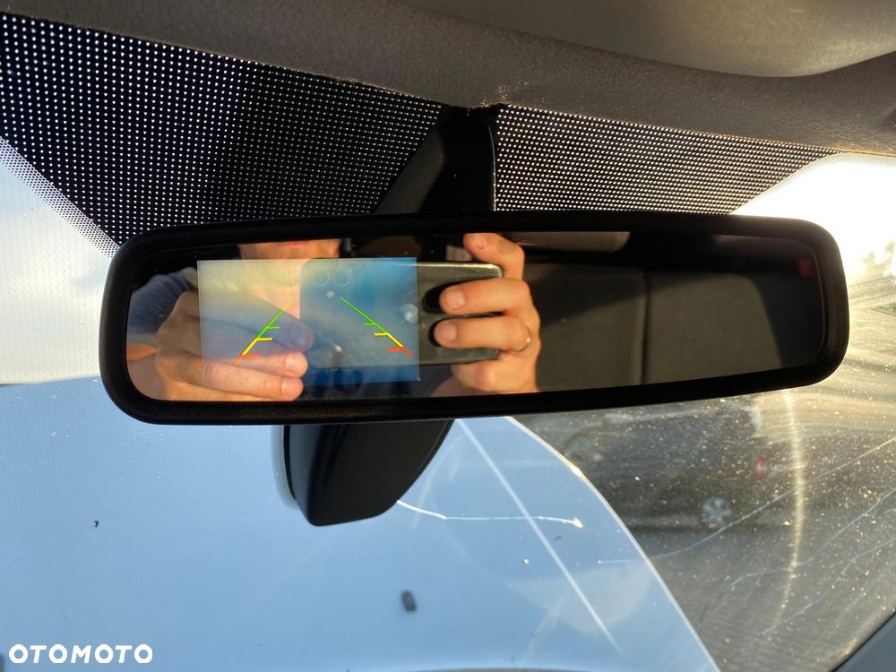 Ford CONNECT - 22