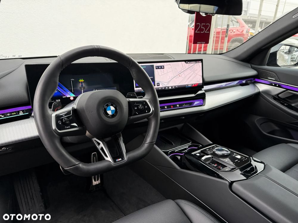 BMW Seria 5 520d xDrive - 26