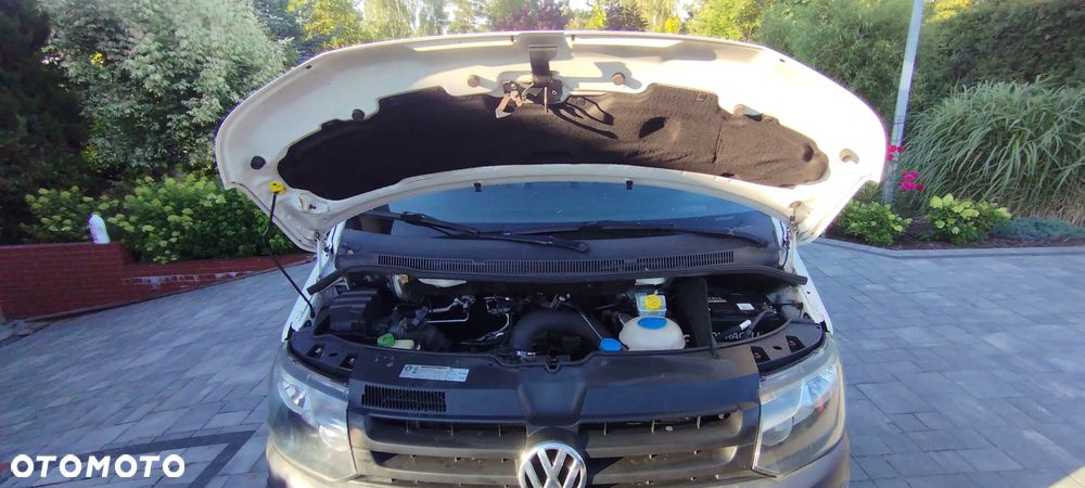 Volkswagen Transporter T5 - 11