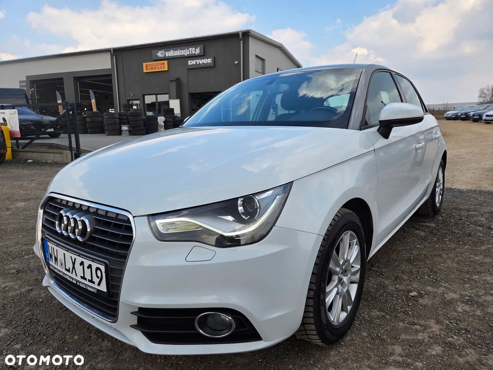 Audi A1 Sportback 1.6 TDI Attraction - 1