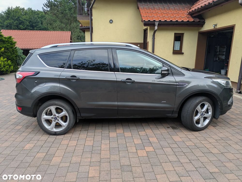Ford Kuga 2.0 TDCi AWD Titanium - 2