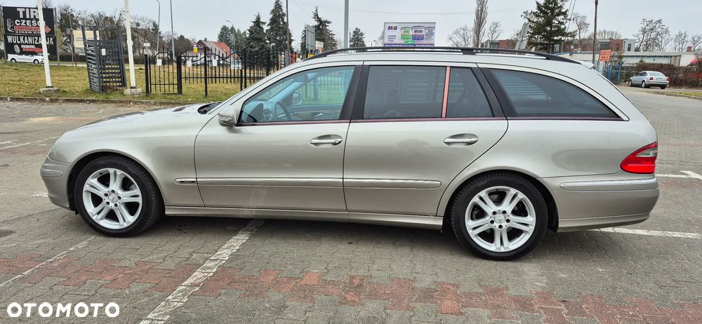 Mercedes-Benz Klasa E - 9