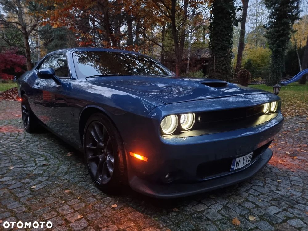 Dodge Challenger 6.4 Scat Pack - 24