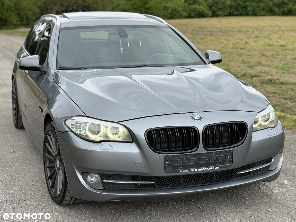 BMW Seria 5 525d Sport-Aut - 22
