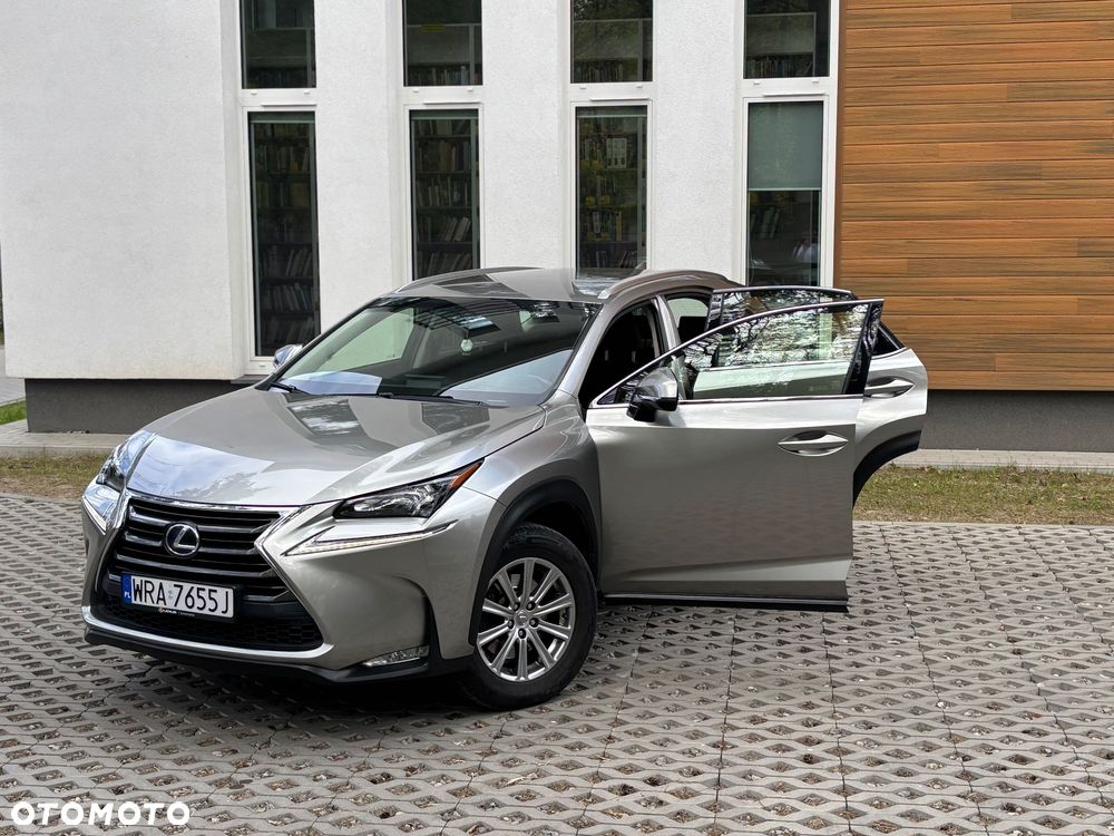 Lexus NX 300h Elite AWD - 3