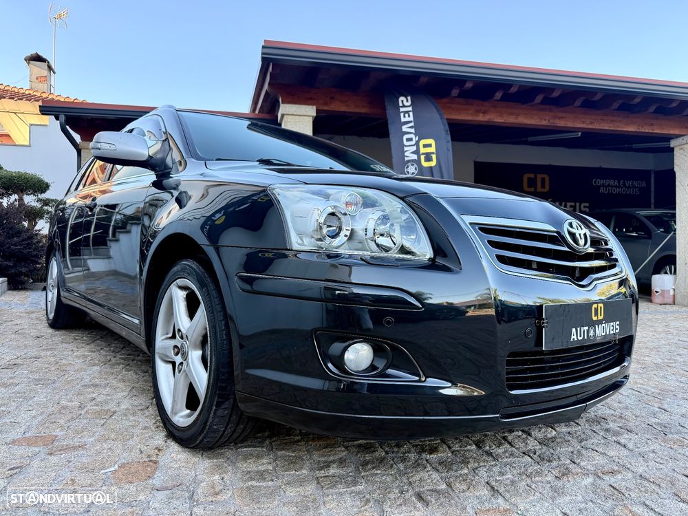 Toyota Avensis SW 2.2 D-4D Executive - 27