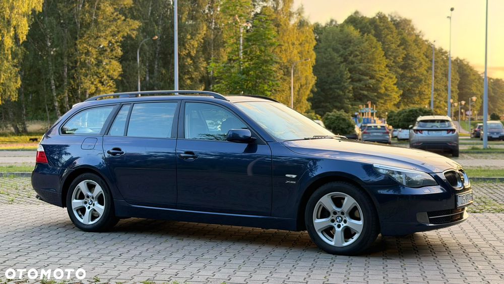 BMW Seria 5 525d - 18
