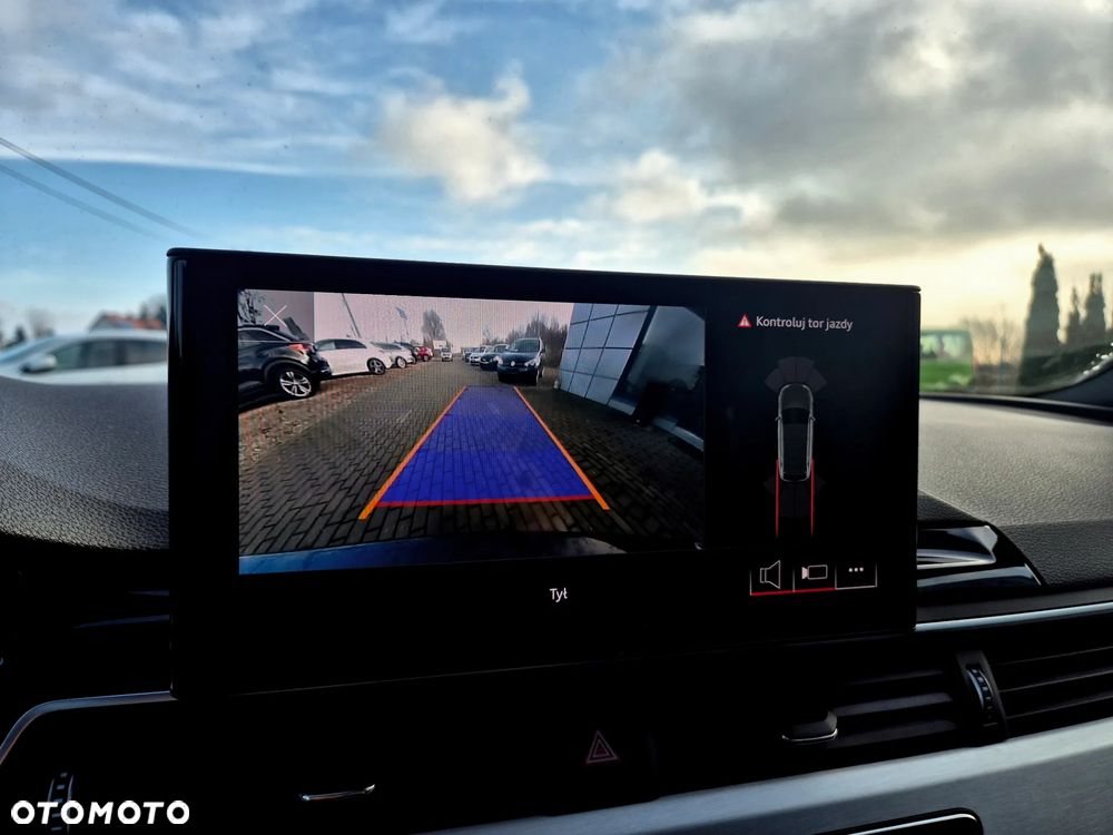 Audi A4 Avant 35 TFSI S tronic S line - 30