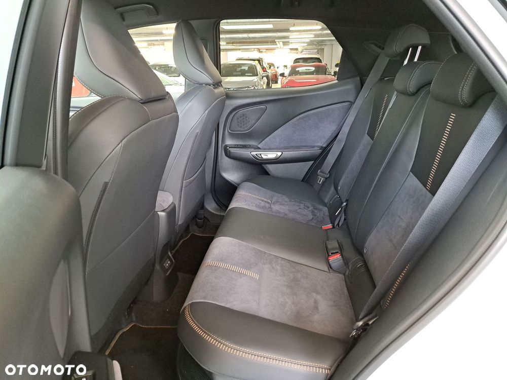 Lexus LBX 1.5 Hybrid Cool - 13