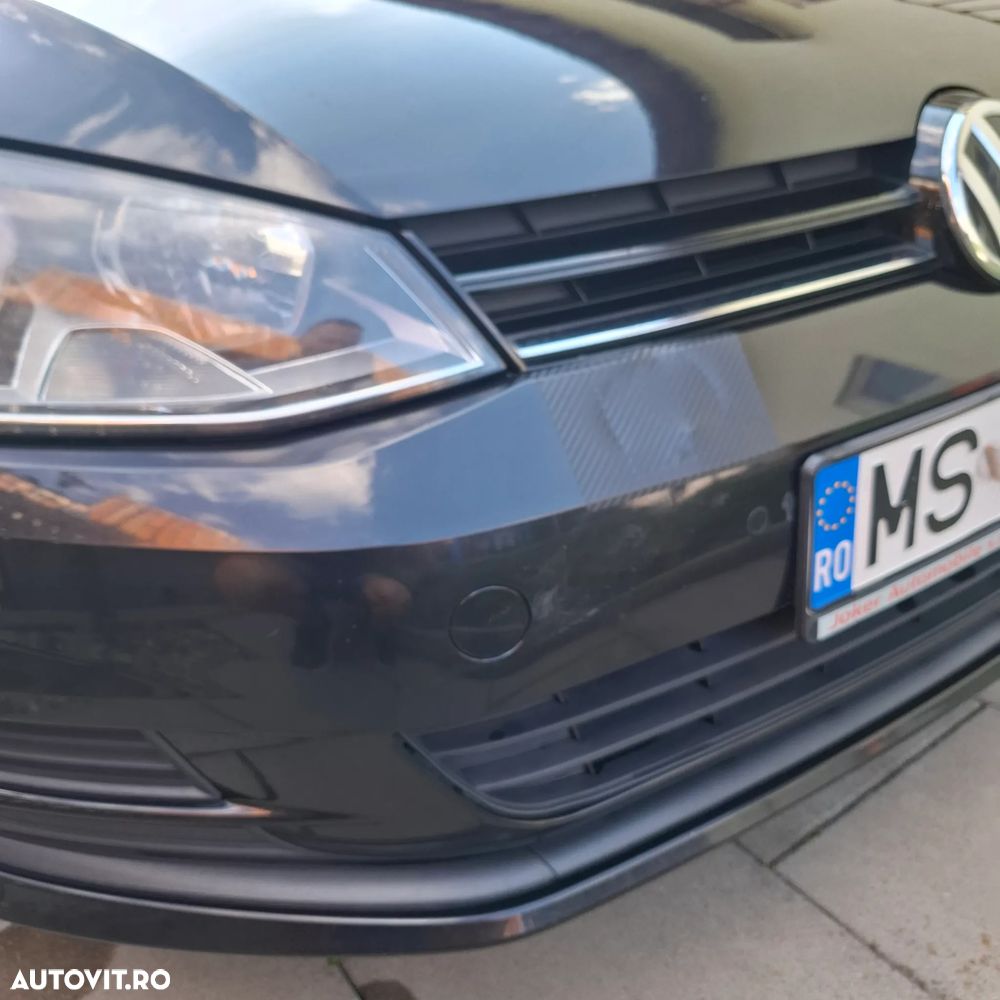 Volkswagen Golf 1.6 TDI DPF BlueMotion Technology Comfortline - 12