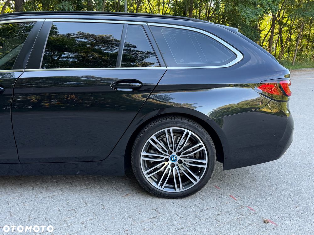 BMW Seria 5 530e Luxury Line sport - 18