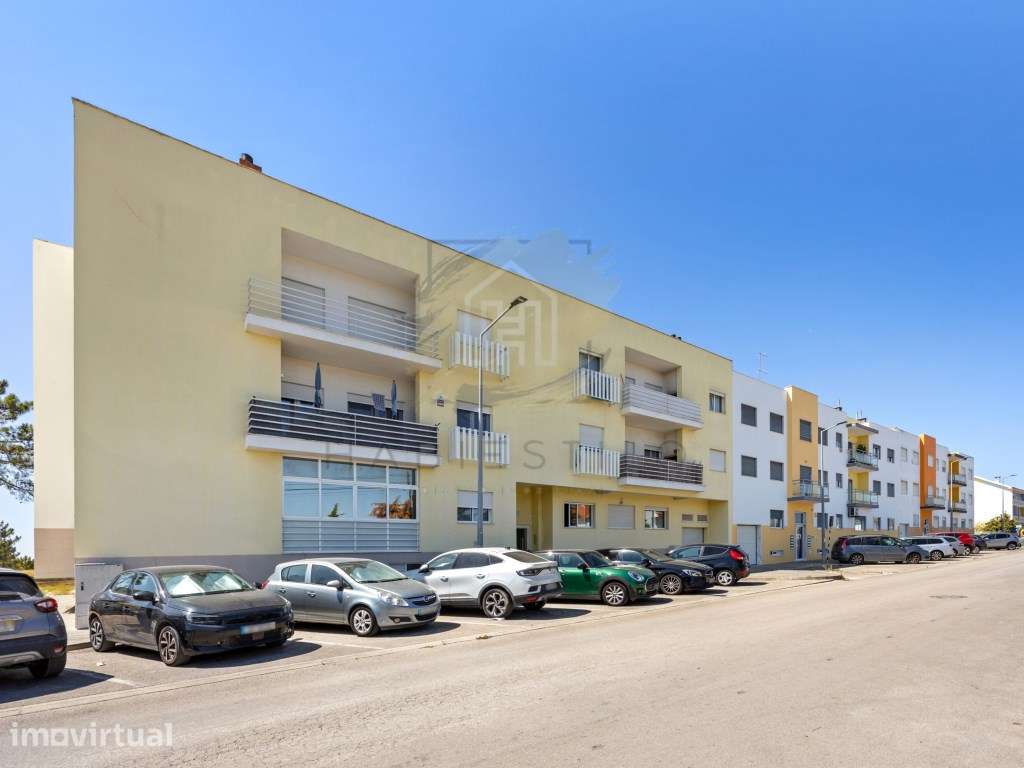 Apartamento T2 com lugar de garagem - Grande imagem: 2/23