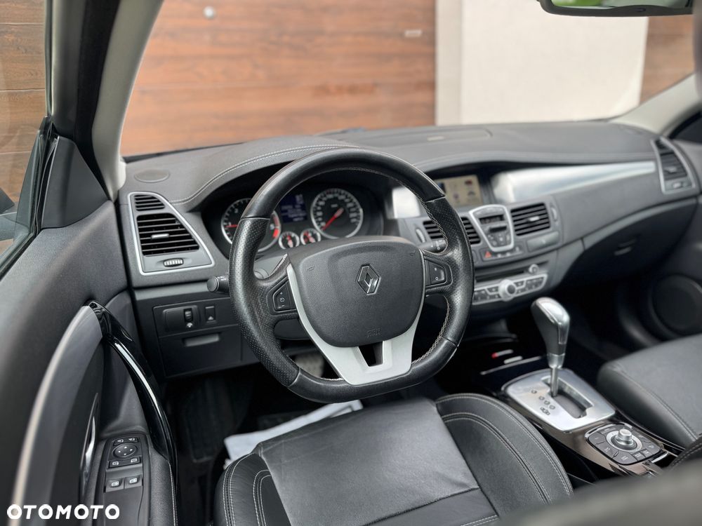 Renault Laguna dCi 175 FAP - 27