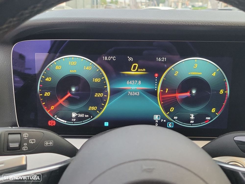 Mercedes-Benz E 220 d Avantgarde - 24