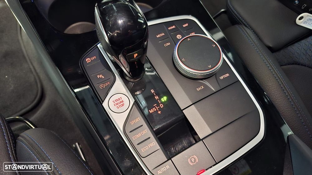 BMW 116 d Pack Desportivo M Auto - 26