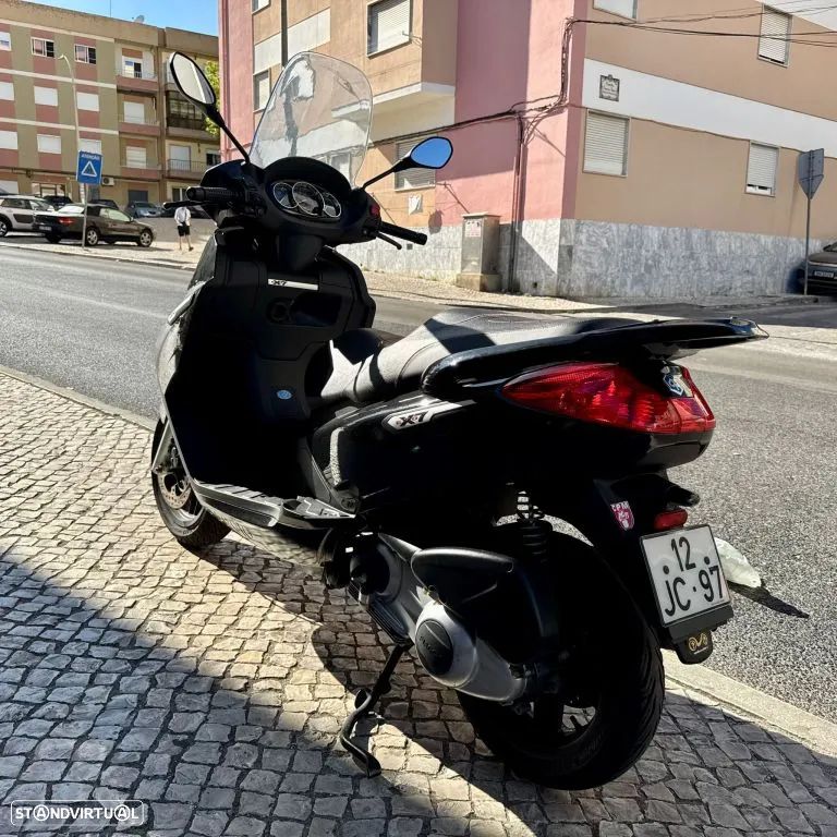 Piaggio XEvo X7 - 29