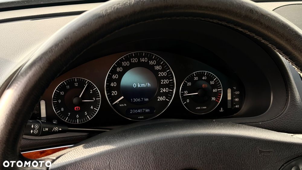Mercedes-Benz Klasa E 200 Kompressor Elegance - 19