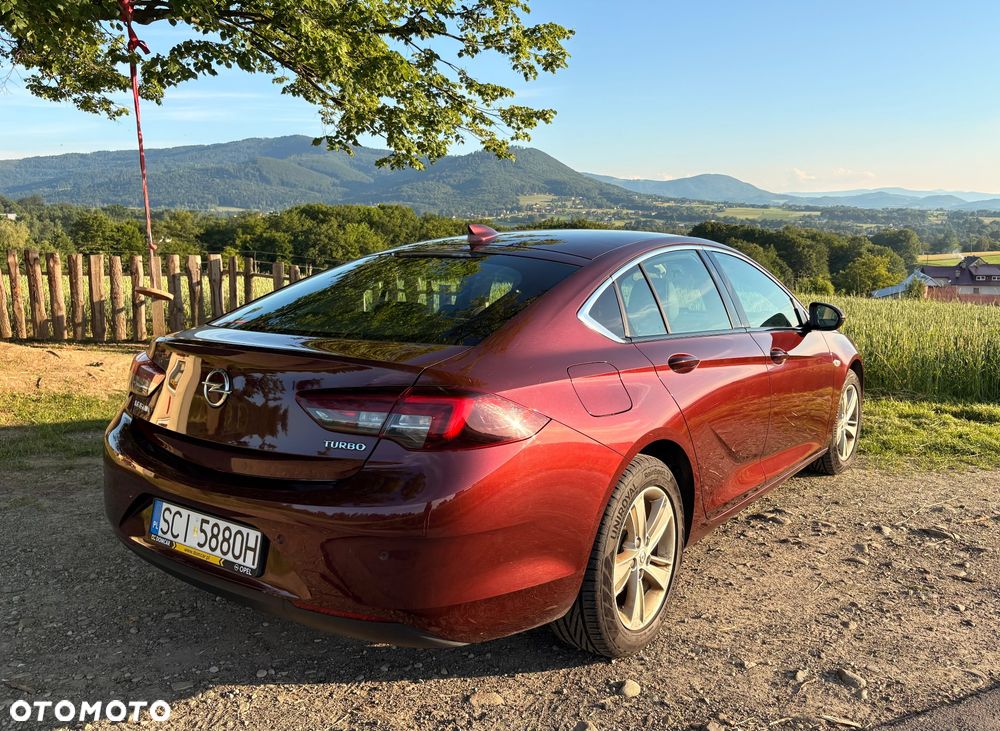 Opel Insignia 1.5 T Innovation S&S - 8