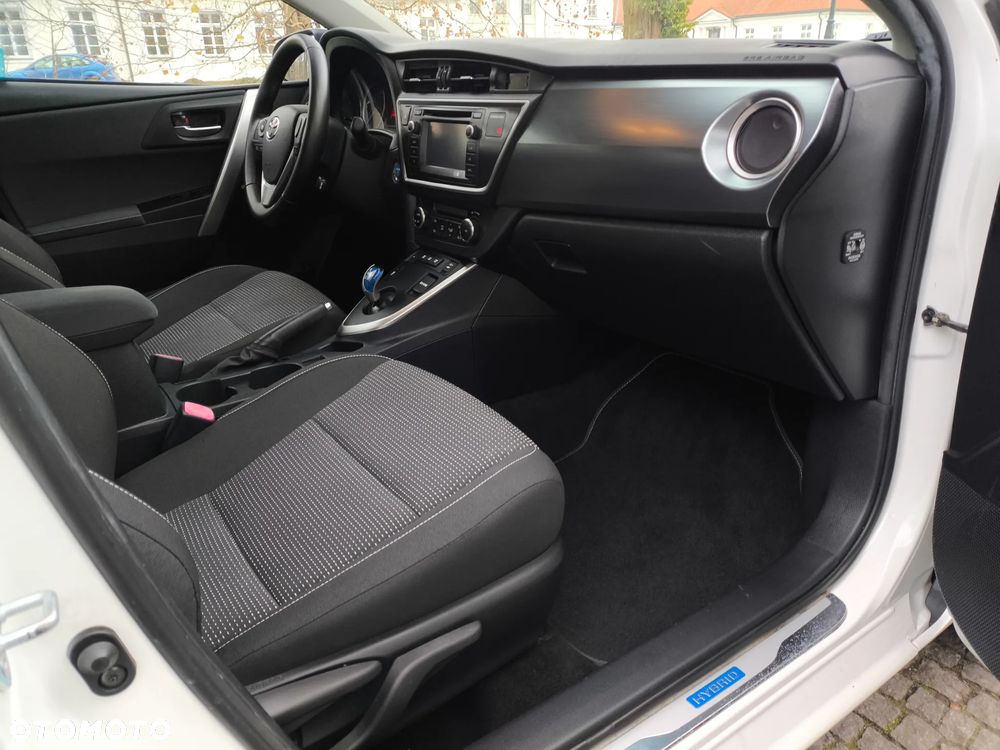 Toyota Auris - 18