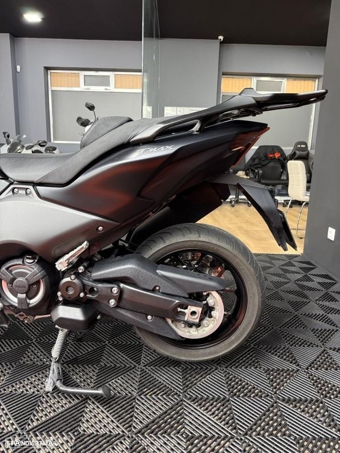 Yamaha TMAX TECH MAX - 7