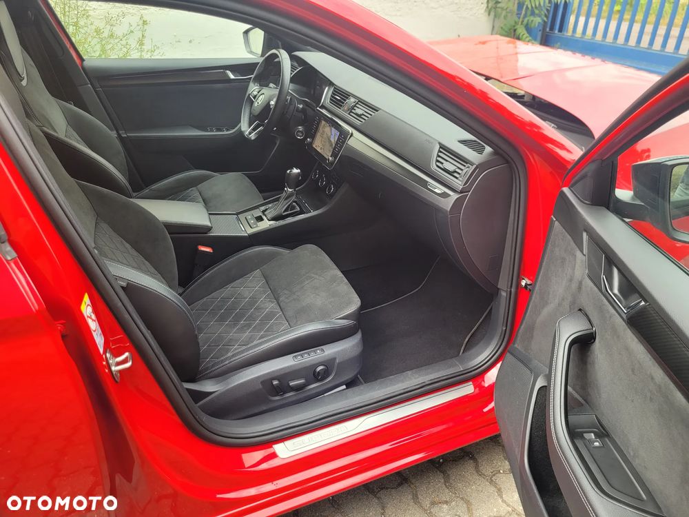 Skoda Superb 2.0 TDI DSG Sportline - 7