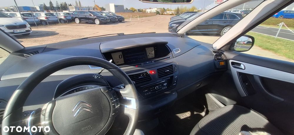 Citroën C4 Picasso - 16
