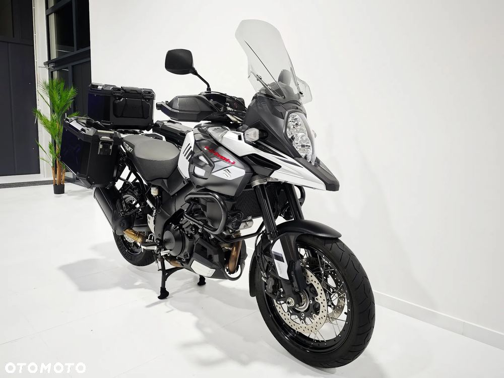 Suzuki V-STROM - 2