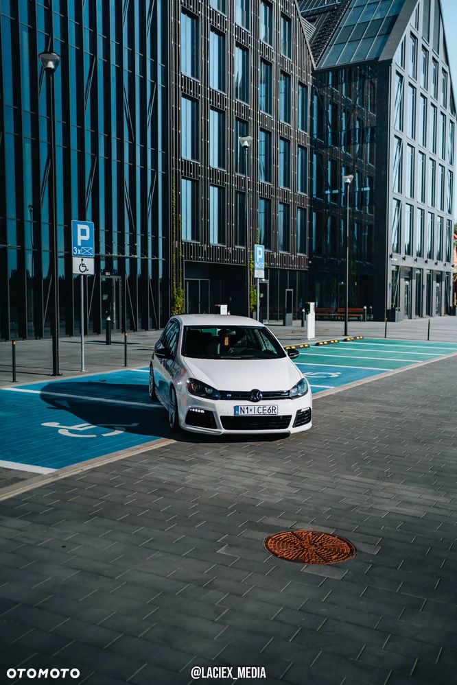 Volkswagen Golf 2.0 R - 6