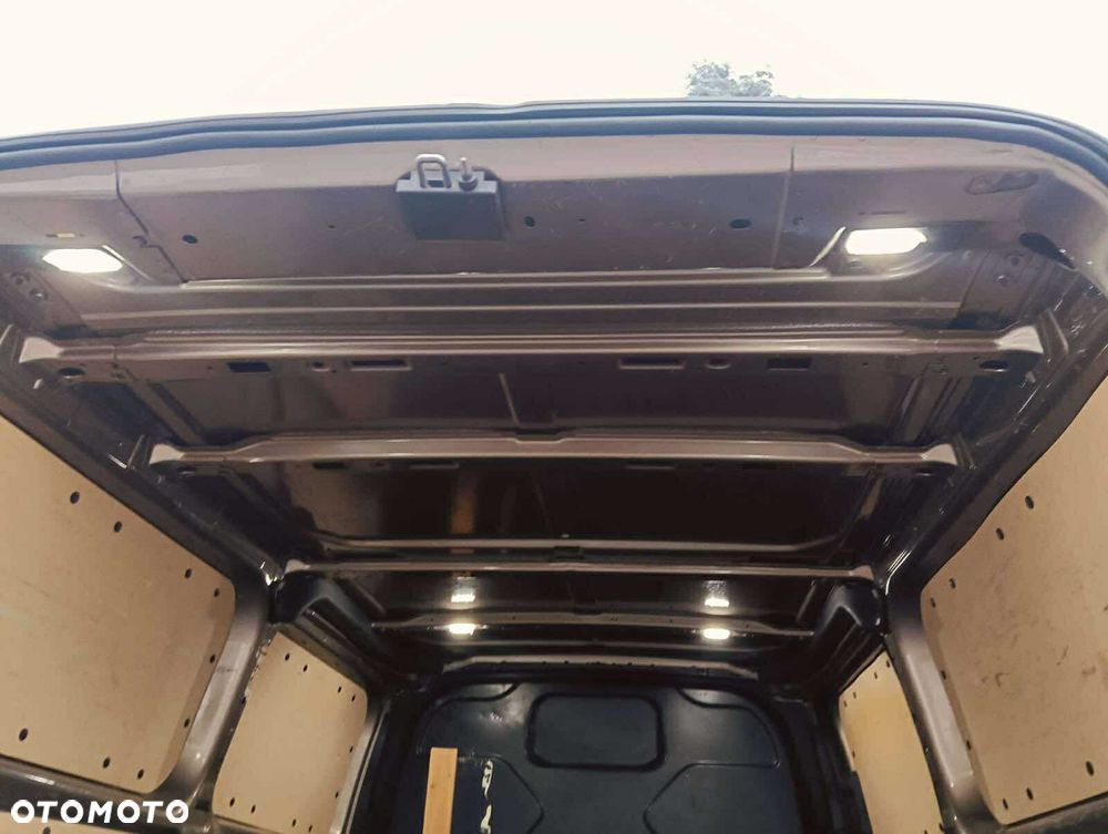Ford Transit Custom - 11