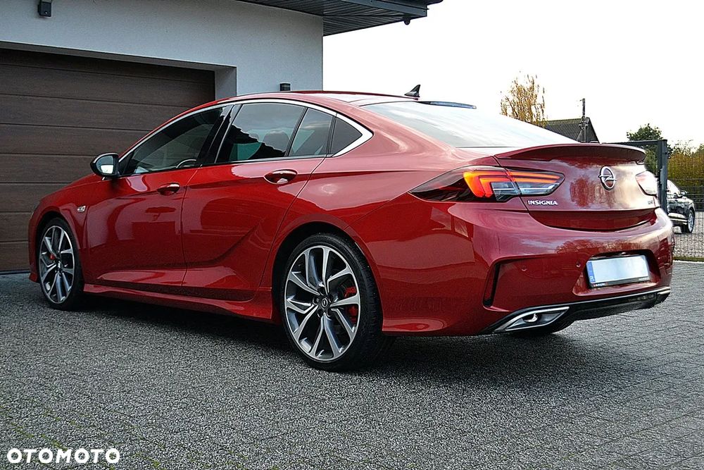 Opel Insignia 2.0 T 4x4 GSi S&S - 8