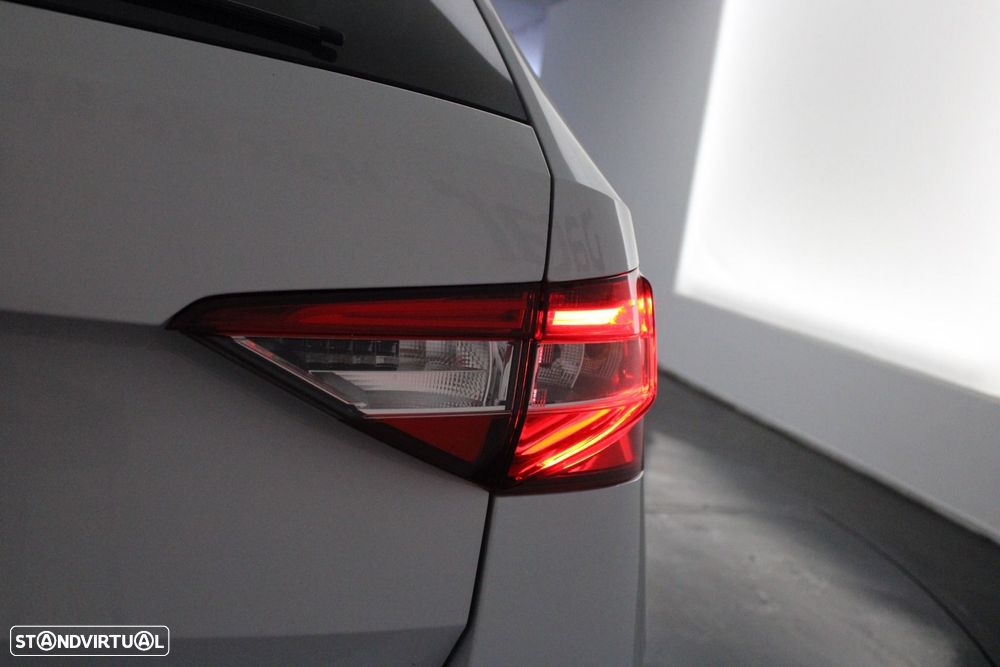 Skoda Superb Break 2.0 TDI Ambition DSG - 53