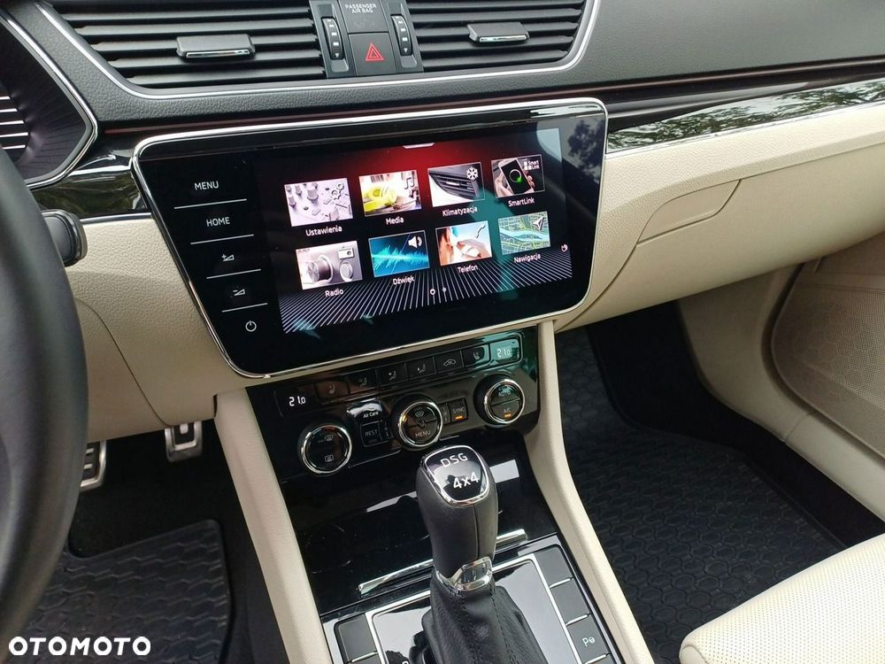 Skoda Superb 2.0 TSI 4x4 L&K DSG - 20